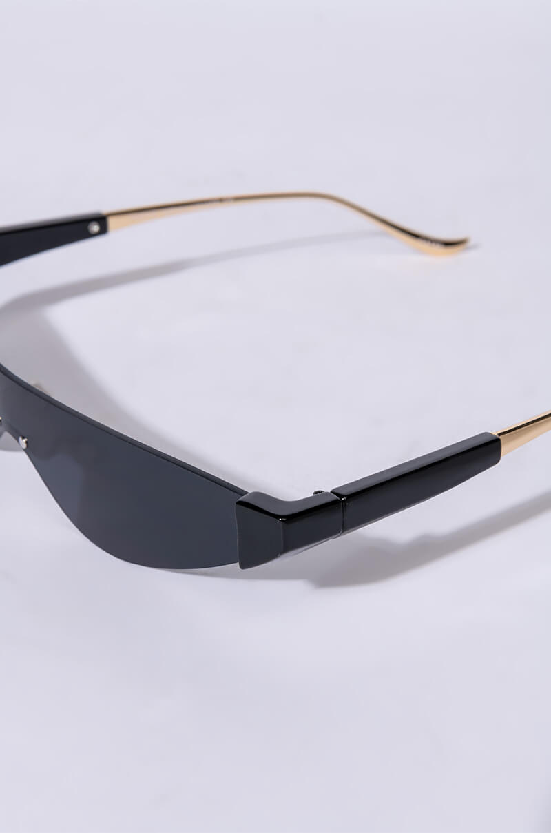 3005 SUNNIES