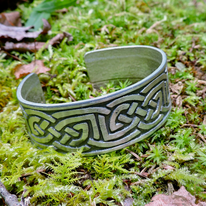 Grail Quest Cuff